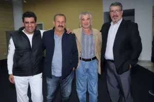"Κορυφαίων αναμνήσεις"