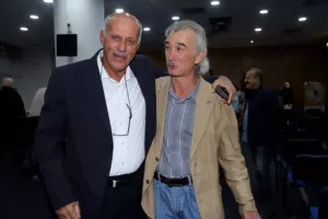 "Κορυφαίων αναμνήσεις"