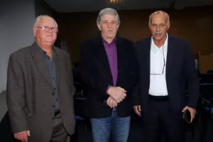 "Κορυφαίων αναμνήσεις"