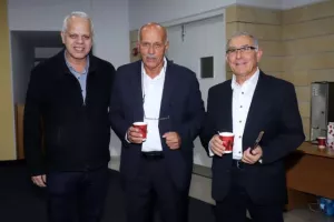 "Κορυφαίων αναμνήσεις"
