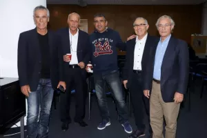 "Κορυφαίων αναμνήσεις"