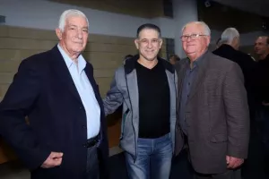 "Κορυφαίων αναμνήσεις"