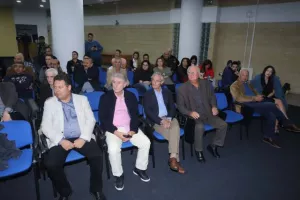 "Κορυφαίων αναμνήσεις"