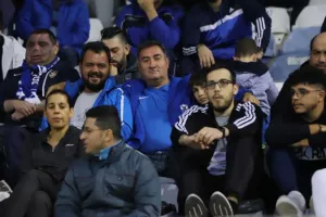 "Γαλάζιο" το ντέρμπι/ΑΚΑΘΕΚΤΗ η Ανόρθωση! (φώτος)