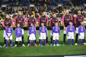 Το αναγεννημένο και ψυχωμένο ΑΠΟΕΛ "γονάτισε" τη Σεβίλλη! (φώτος)