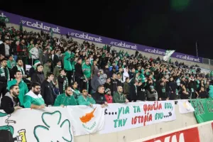 Από έναν... ΜΟΙΡΑΙΟ και από έναν ΒΑΘΜΟ (Φώτος)