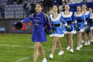 SHOW από Αιμιλία