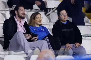Τράβηξε "πεντάσφαιρο" η ΑΝΟΡΘΩΣΗ! (φώτος)