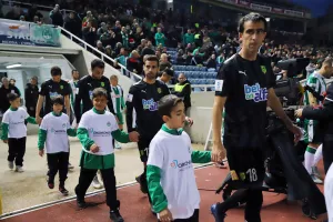 Πήρε το ντέρμπι και Χριστούγεννα στην κορυφή η ΟΜΟΝΟΙΑ! (φώτος)