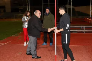 Ο Πρόεδρος του ΚΟΑ συναντήθηκε με Ελλαδίτες αθλητές στο εθνικό στάδιο στίβου