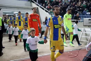 Από έναν... ΜΟΙΡΑΙΟ και από έναν ΒΑΘΜΟ (Φώτος)