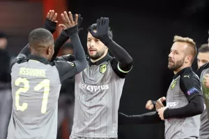 4,4 εκατ σε ΑΕΚ