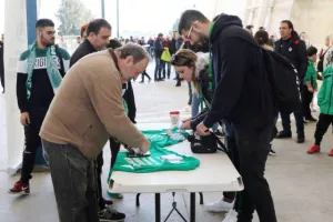 "Τρίποντο"... σ' ένα ΤΡΙΛΕΠΤΟ! (Φώτος)