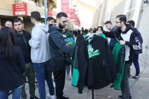 "Τρίποντο"... σ' ένα ΤΡΙΛΕΠΤΟ! (Φώτος)