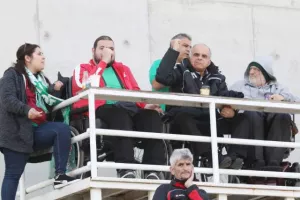 "Τρίποντο"... σ' ένα ΤΡΙΛΕΠΤΟ! (Φώτος)