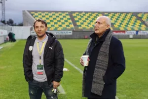 Τρίποντο μετά από πέντε βδομάδες με Τρουγιόλς και... Ηλία (φώτος)