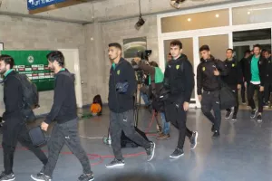 Πήρε το ντέρμπι και Χριστούγεννα στην κορυφή η ΟΜΟΝΟΙΑ! (φώτος)