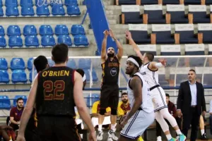 ΝΙΚΗΣΕ τον Απόλλωνα ο Κεραυνός (φώτος)