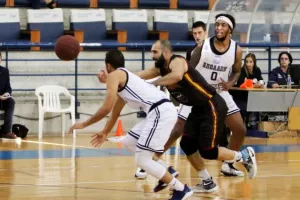 ΝΙΚΗΣΕ τον Απόλλωνα ο Κεραυνός (φώτος)