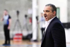 ΝΙΚΗΣΕ τον Απόλλωνα ο Κεραυνός (φώτος)