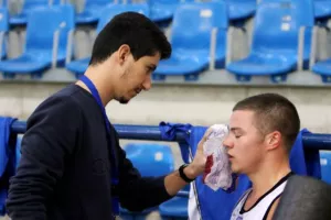 ΝΙΚΗΣΕ τον Απόλλωνα ο Κεραυνός (φώτος)