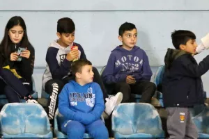 Μετέτρεψε σε πάρτι το ντέρμπι ο ΑΠΟΛΛΩΝΑΣ! (φώτος)
