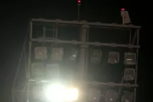 ΦΩΤΟΣ... ο προβολέας