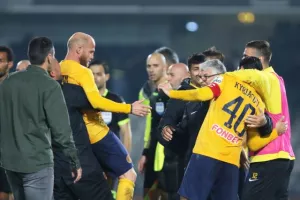 Η ΑΕΛ με ανατροπή κέρδισε το αποκαρδιωτικό ΑΠΟΕΛ! (φώτος)