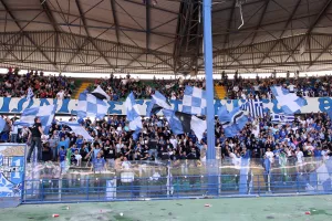 ΟΧΙ έτσι/Απόλλων