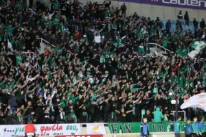 (87 ΦΩΤΟΣ) Ο κόσμος στο ΓΣΠ
