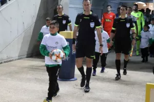 Από έναν... ΜΟΙΡΑΙΟ και από έναν ΒΑΘΜΟ (Φώτος)