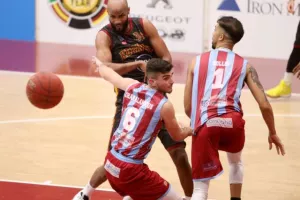 Όγδοη σερί ο Κεραυνός! (φώτος)