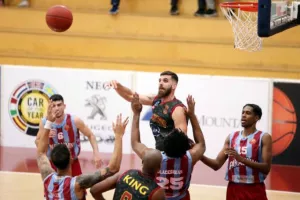 Όγδοη σερί ο Κεραυνός! (φώτος)