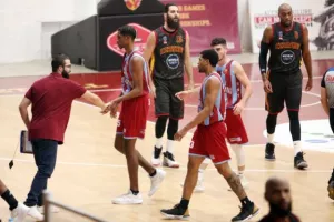 Όγδοη σερί ο Κεραυνός! (φώτος)