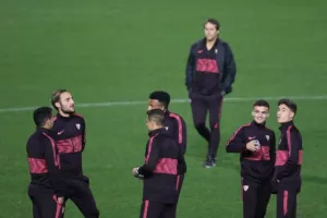 Αεροδρόμιο - βόλτα στο ΓΣΠ - ξενοδοχείο (φώτος)