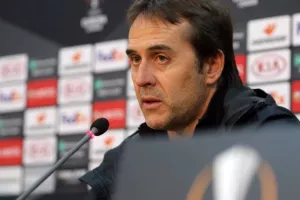 ΛΟΠΕΤΕΓΙ: "Το ΑΠΟΕΛ έβαλε σε σοβαρούς μπελάδες τον Άγιαξ"