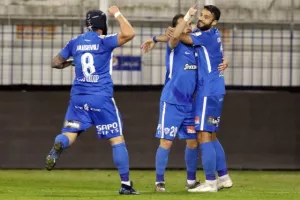 Τράβηξε "πεντάσφαιρο" η ΑΝΟΡΘΩΣΗ! (φώτος)