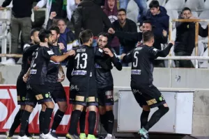 Πήρε το ντέρμπι και Χριστούγεννα στην κορυφή η ΟΜΟΝΟΙΑ! (φώτος)