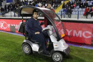 "Γαλάζιο" το ντέρμπι/ΑΚΑΘΕΚΤΗ η Ανόρθωση! (φώτος)