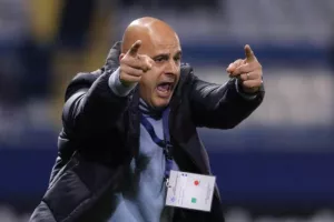"Γαλάζιο" το ντέρμπι/ΑΚΑΘΕΚΤΗ η Ανόρθωση! (φώτος)