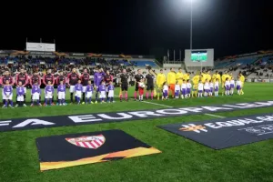 Το αναγεννημένο και ψυχωμένο ΑΠΟΕΛ "γονάτισε" τη Σεβίλλη! (φώτος)