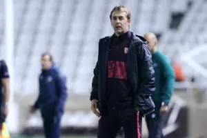 Το αναγεννημένο και ψυχωμένο ΑΠΟΕΛ "γονάτισε" τη Σεβίλλη! (φώτος)