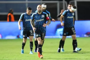 Της έσπασε το αήττητο, φώναξε «παρών» για τον τίτλο! (φώτος)