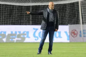 Της έσπασε το αήττητο, φώναξε «παρών» για τον τίτλο! (φώτος)