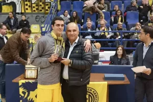 Tιμητική Παλάλα/"Σεισμός" από τους ΑΕΛίστες και... νίκη (βίντεο/φώτος)