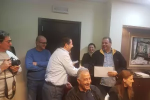 ΦΩΤΟΣ: Το ΚΕΠΑΚΥ δίπλα στα τμήματα/Βοήθεια σε 105 οικογένειες 