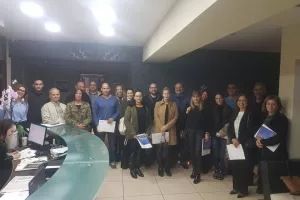 ΦΩΤΟΣ: Το ΚΕΠΑΚΥ δίπλα στα τμήματα/Βοήθεια σε 105 οικογένειες 