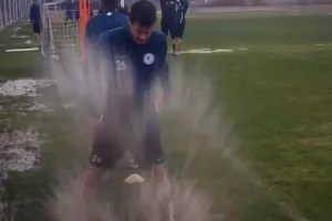 Ενόψει ΑΠΟΕΛ... στις λάσπες! (Βίντεο)