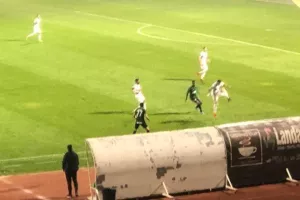 "Μαυροπράσινη"... καταιγίδα/ ΔΙΕΛΥΣΕ την Δόξα!  (Φώτος)
