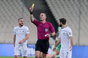 Παράπονα της Λαμίας για τη διαιτησία: «Ρε Τάσση, το πήραμε το μήνυμα»